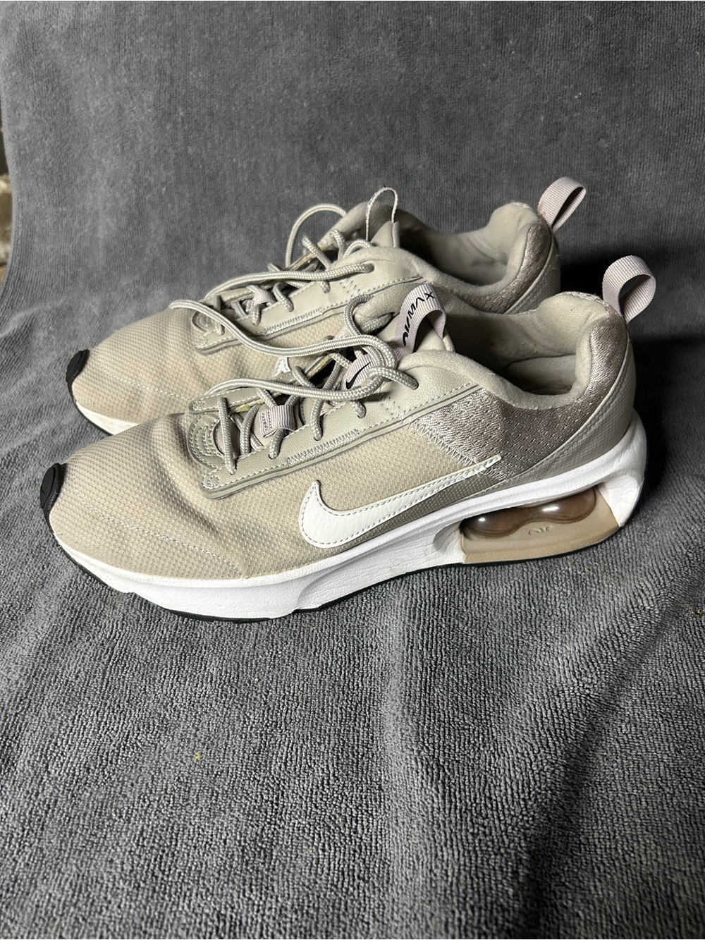 Nike Air Max Women’s size 10